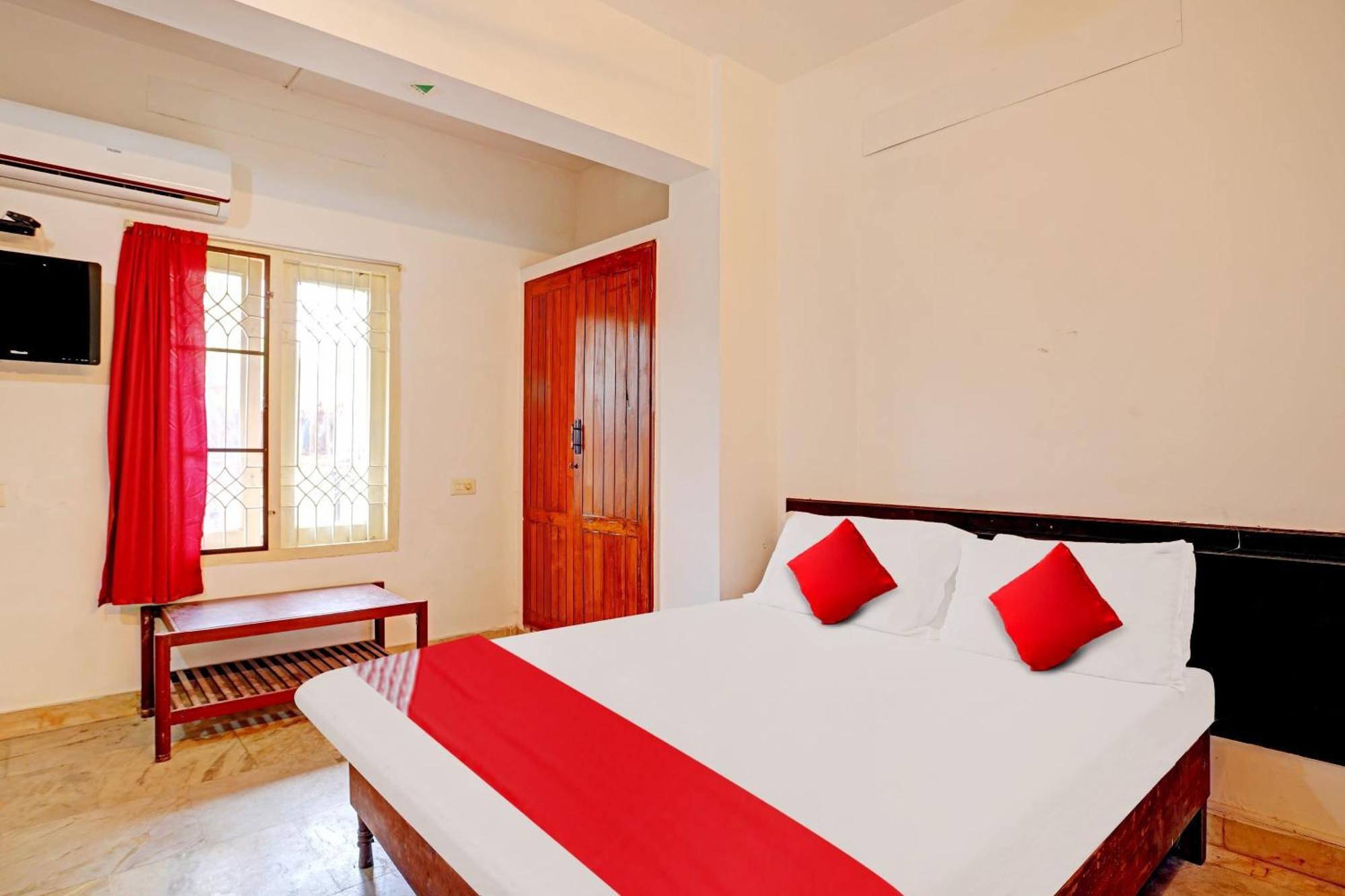 Hotel O Safa Inn Trippapur Екстериор снимка