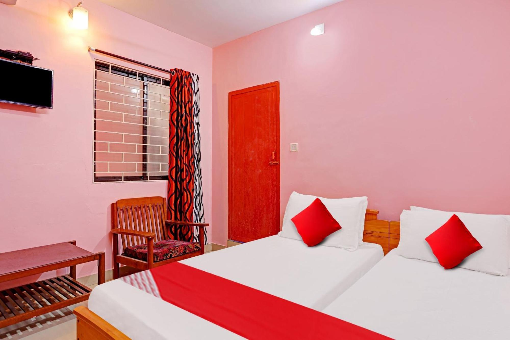 Hotel O Safa Inn Trippapur Екстериор снимка