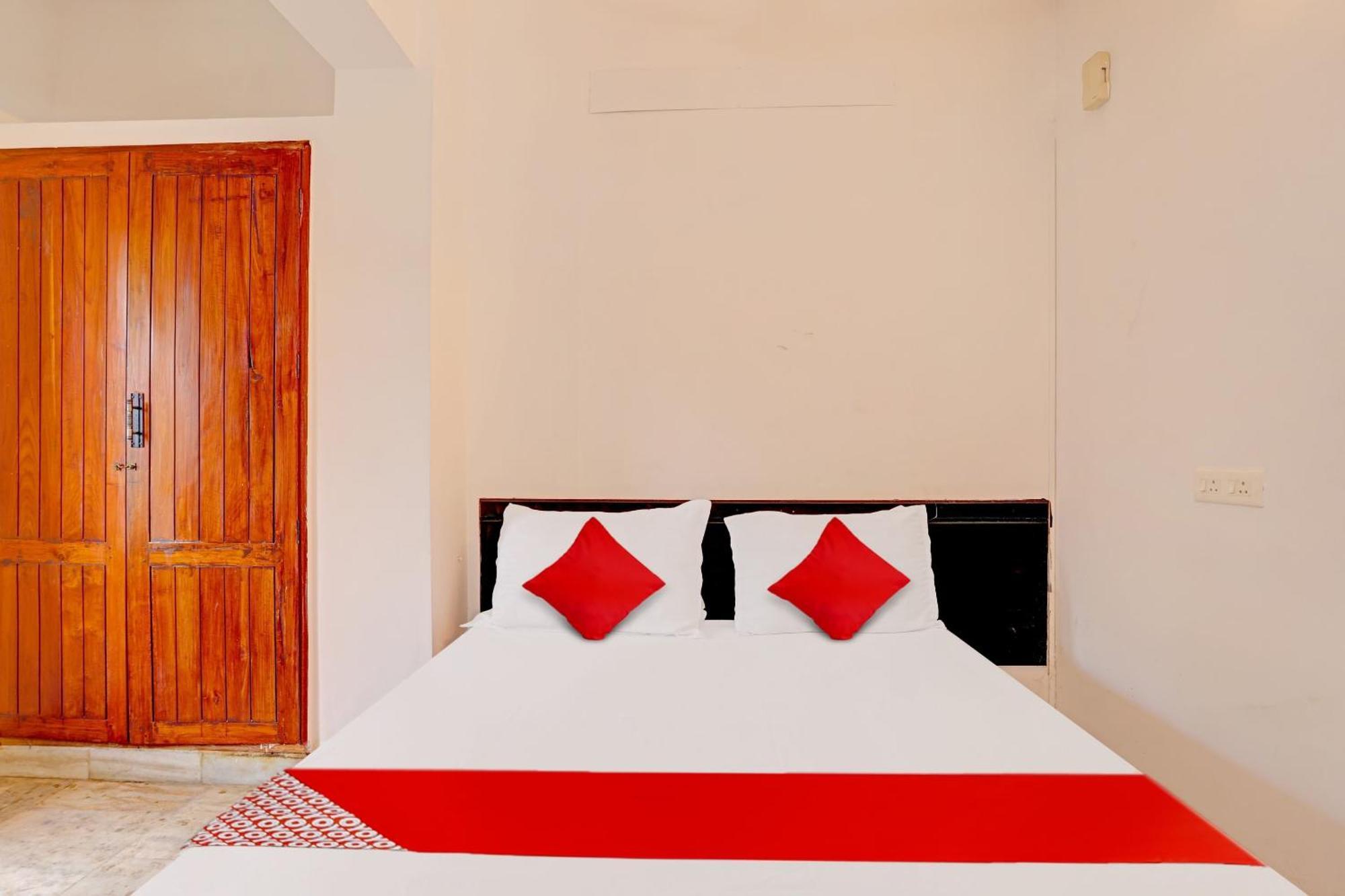 Hotel O Safa Inn Trippapur Екстериор снимка