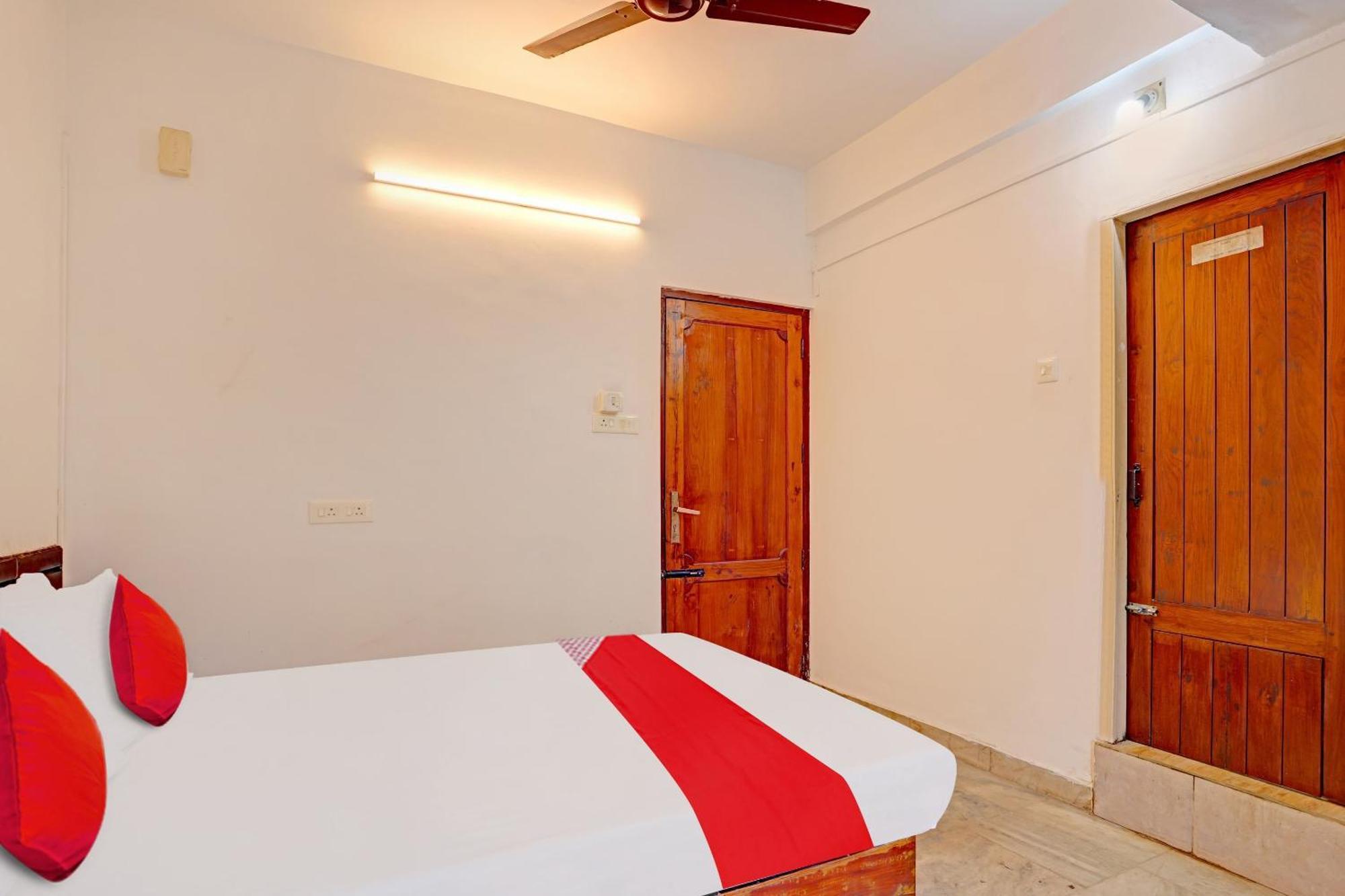 Hotel O Safa Inn Trippapur Екстериор снимка