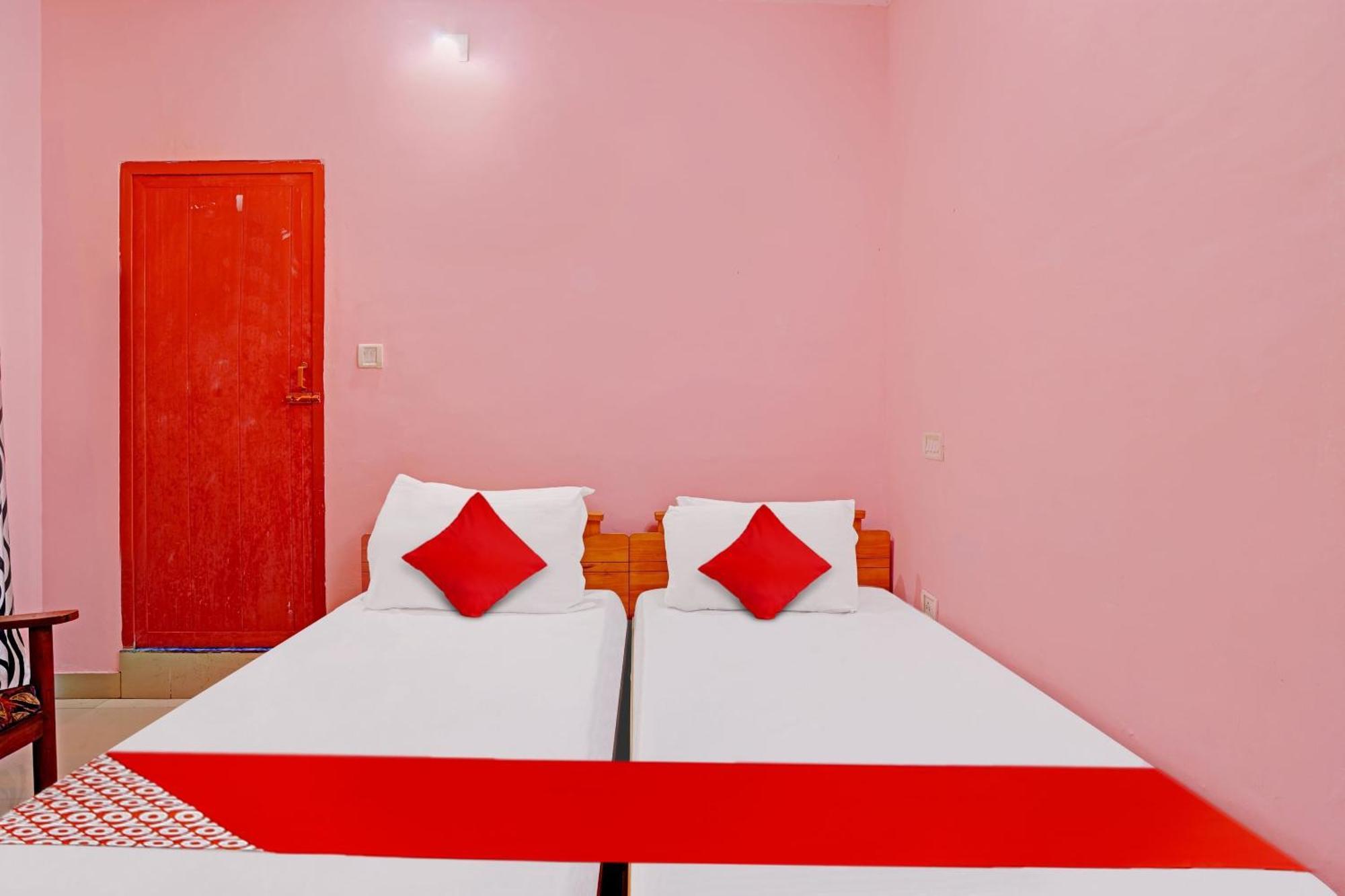Hotel O Safa Inn Trippapur Екстериор снимка