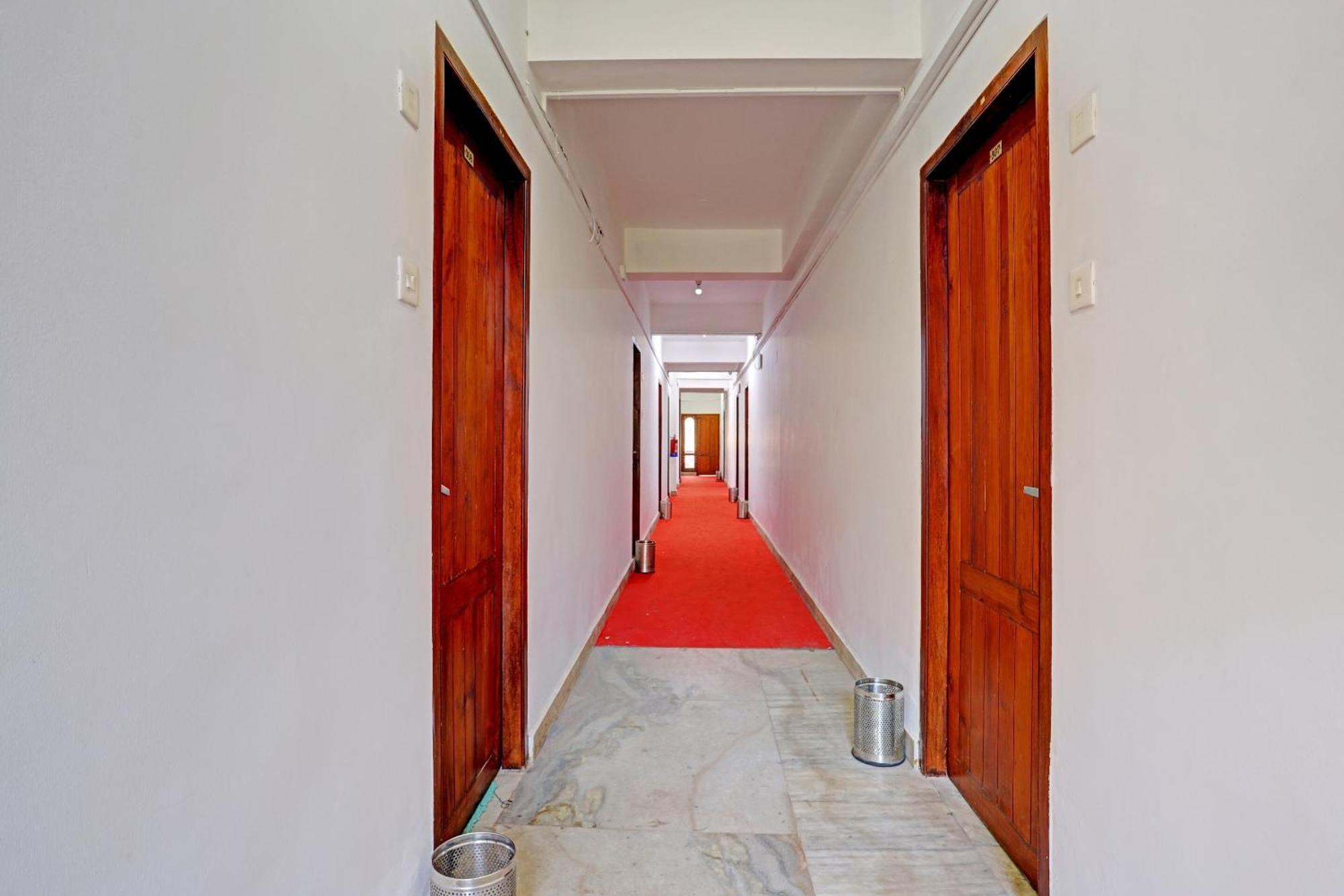 Hotel O Safa Inn Trippapur Екстериор снимка