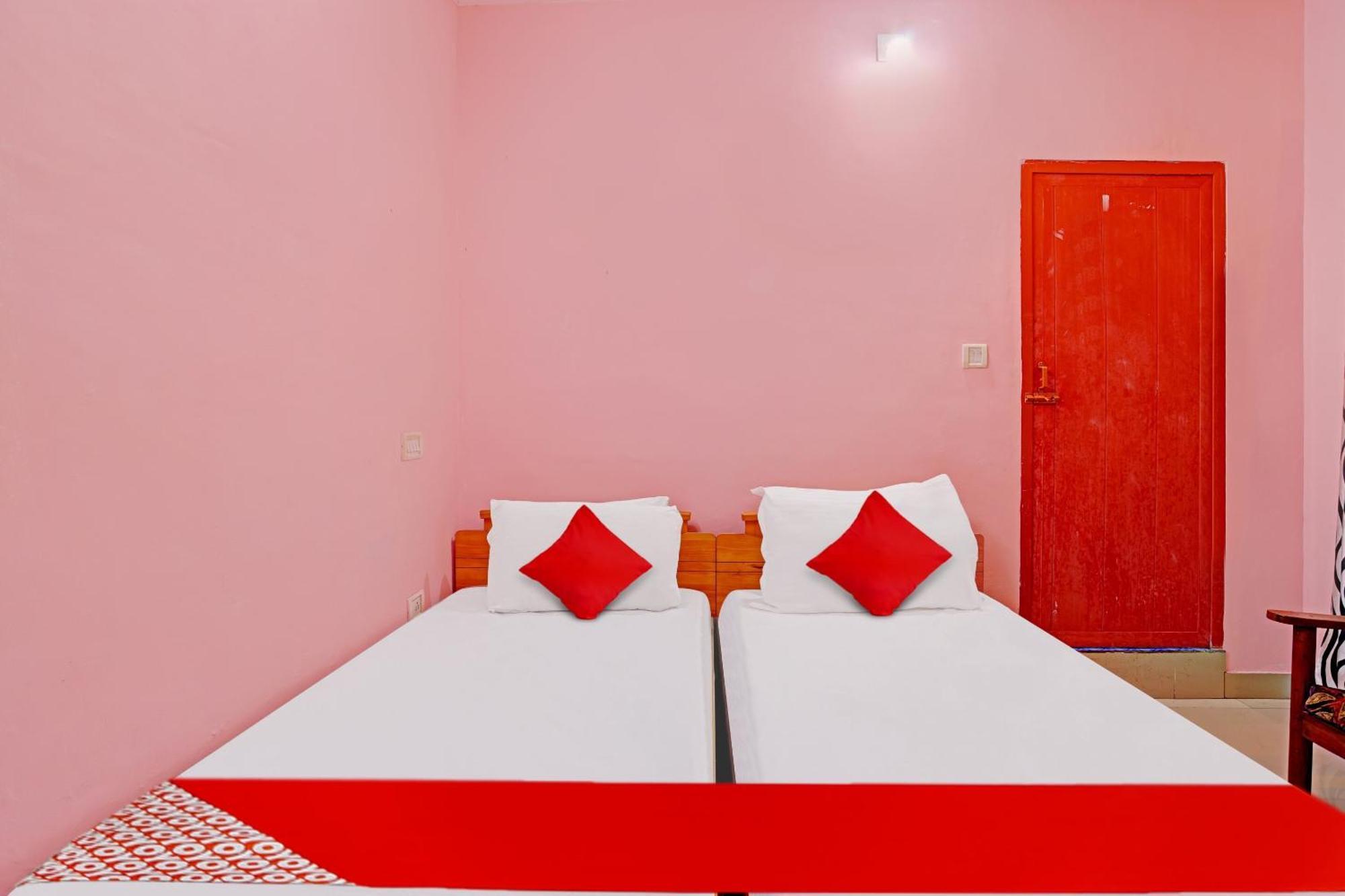 Hotel O Safa Inn Trippapur Екстериор снимка